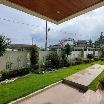 Brand New 3 Storey 6BR Modern Home in Tagaytay