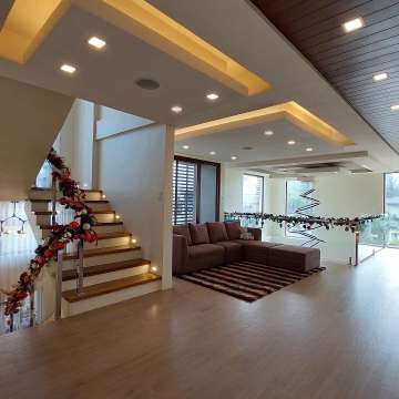 Brand New 3 Storey 6BR Modern Home in Tagaytay