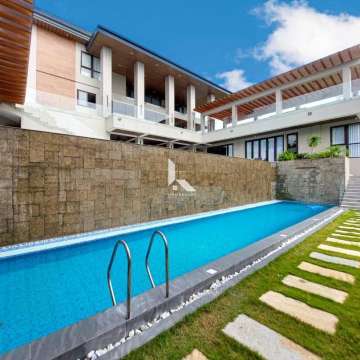 Luxurious Ultra Modern Home with Unobstructed View in Valley Golf Antipolo