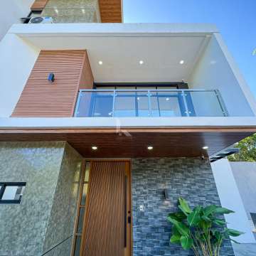 Modern 5BR House Corner Lot For Sale in Greenview Executive Village, Fairview Quezon City