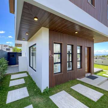 3BR Modern House Overlooking Corner Lot in Monteverde Royale Executive Village, Taytay Rizal