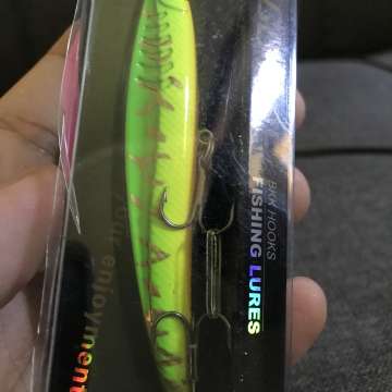 Original Goture Minnow Jerkbait Fishing Lure 9cm #003A