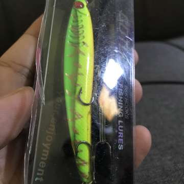 Original Goture Minnow Jerkbait Fishing Lure 9cm #003A