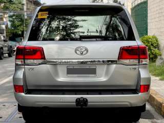 Toyota Land Cruiser VX Premium 2018 Auto