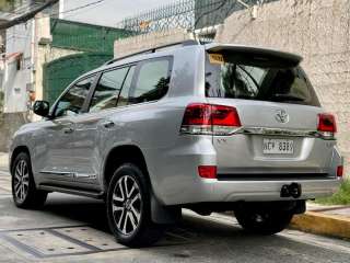 Toyota Land Cruiser VX Premium 2018 Auto