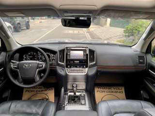 Toyota Land Cruiser VX Premium 2018 Auto