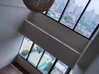 2 Bedrooms Unfurnished Condo Unit For Rent in One Rockwell East, Makati