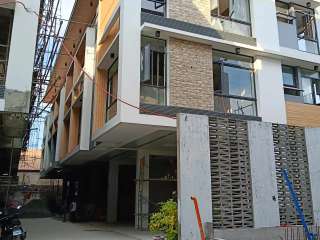 QC 4 BR Townhouse for sale near Banawe & Damar Village