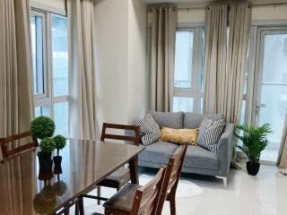 Bayshore 1 BR condo w/ balcony unit for sale in Aseana Complex near OKADA