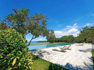 BEACH VILLA DANAO CEBU AT ADUNA 2