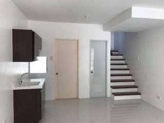 TOWNHOUSE FRONTING MMIS TALAMBAN CEBU CITY