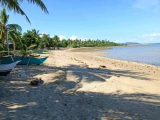 BEACH PROPERTY IN QUEZON