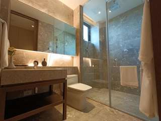 BEACH VILLA SHERATON MACTAN CEBU