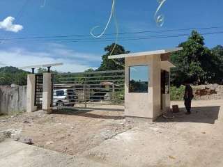 MOVE IN READY TOWNHOUSE TALAMBAN CEBU CITY