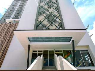 STUDIO UNIT CONDO NEAR MACTAN SEAGROVE BALAI BY BE RESIDENCES