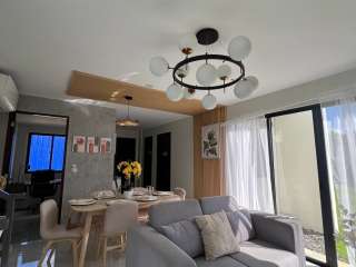 HOUSE WITH COMMERCIAL SPACE LILOAN CEBU