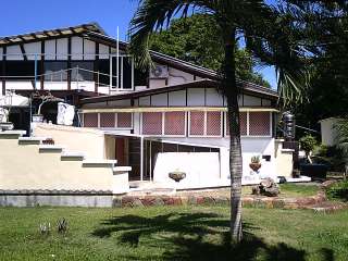 BIG PROPERTY NEAR THE SEA WITH SWIMMING POOL