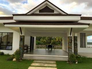 TOWNHOUSE BY THE BEACH ARGAO CEBU