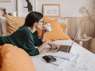 Are you looking for additional income in 2 Hours a day to $100 you can make online?