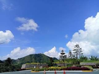 Tagaytay Highlands Premium Lot for Sale at Plantation Hills