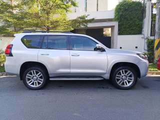 Used 2010 Toyota Land Cruiser Prado for sale in good condition