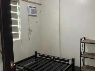 1 BR Semi-Furnished Condo Unit For Rent in The Rochester, Pasig