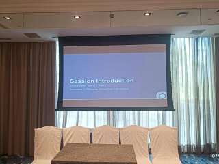 Equipments Rental Projector