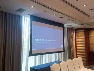 Equipments Rental Projector