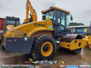 XCMG XS143J VIBRATORY ROLLER-14T