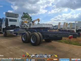 10W SINOTRUK  HOWO NX CAB AND CHASSIS- 380HP E2 30FT