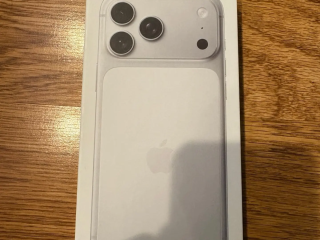 Apple iPhone 17 Pro Max - 2 TB - Silver (Unlocked)