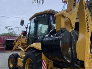 YAMA 388 BACKHOE LOADER